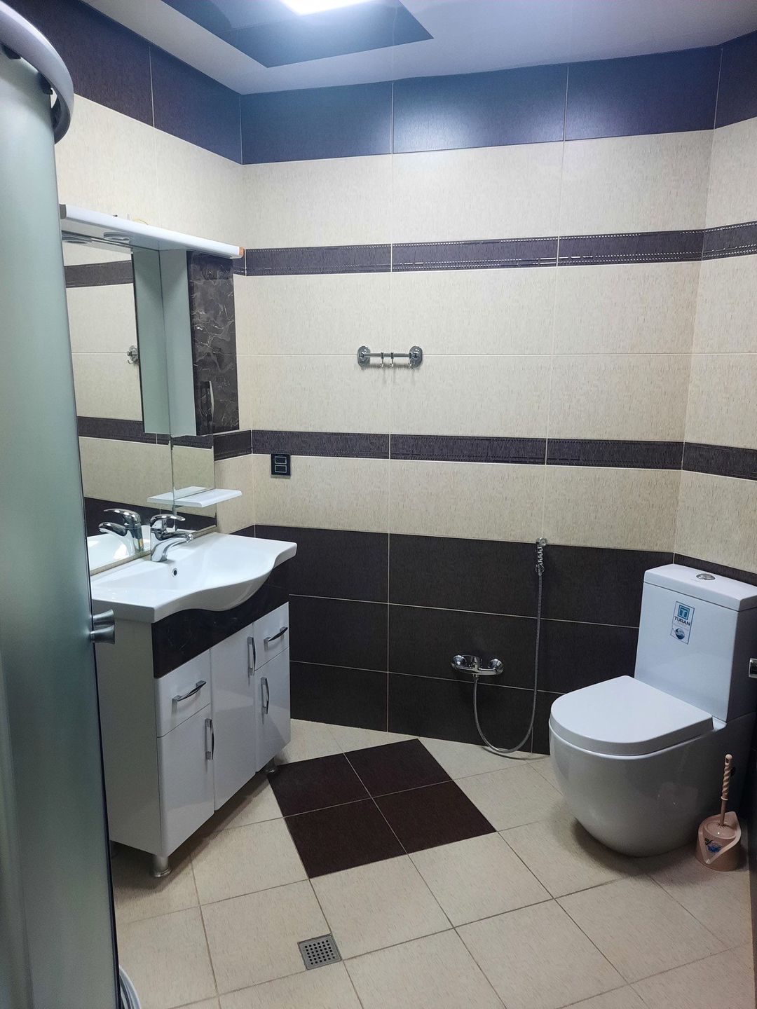 İcarəyə verilir 3 otaqlı yeni tikili 138 m² — Mənzil, Bakı (6)