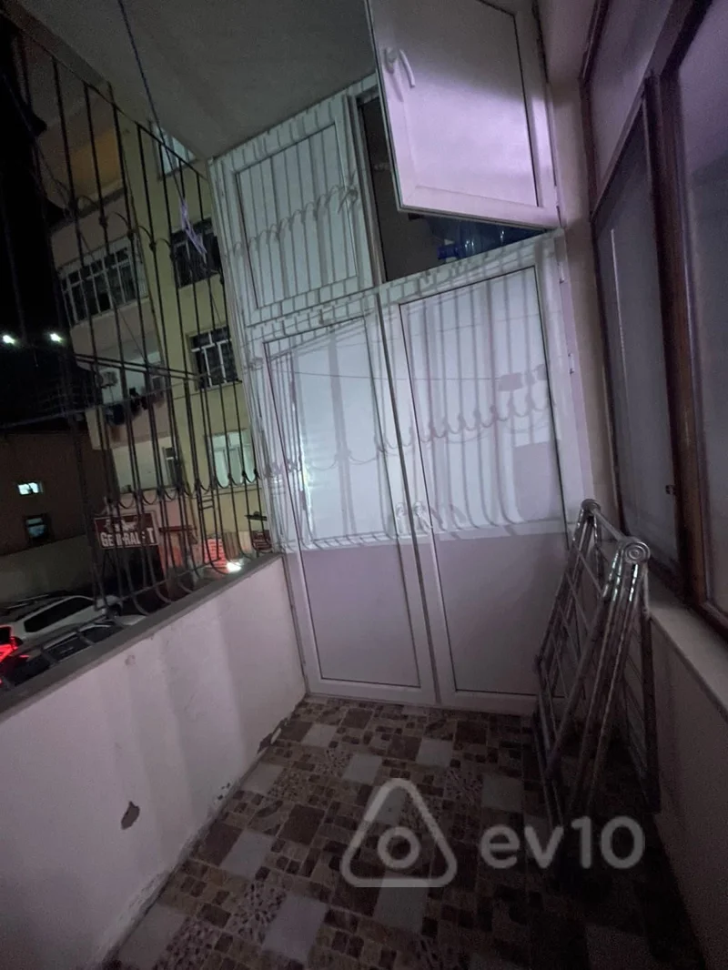 4 otaqlı mənzil, 180 m², yasamal hospitalin yaxnligi — kirayə — Mənzil, Bakı (9)