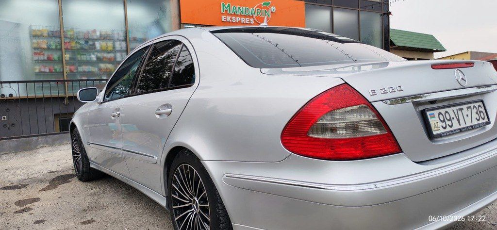Mercedes E 320 4MATIC, 3.0 L, 2006 il, 332 264 km 99-VT-736 — Avtomobillər, Bakı (7)