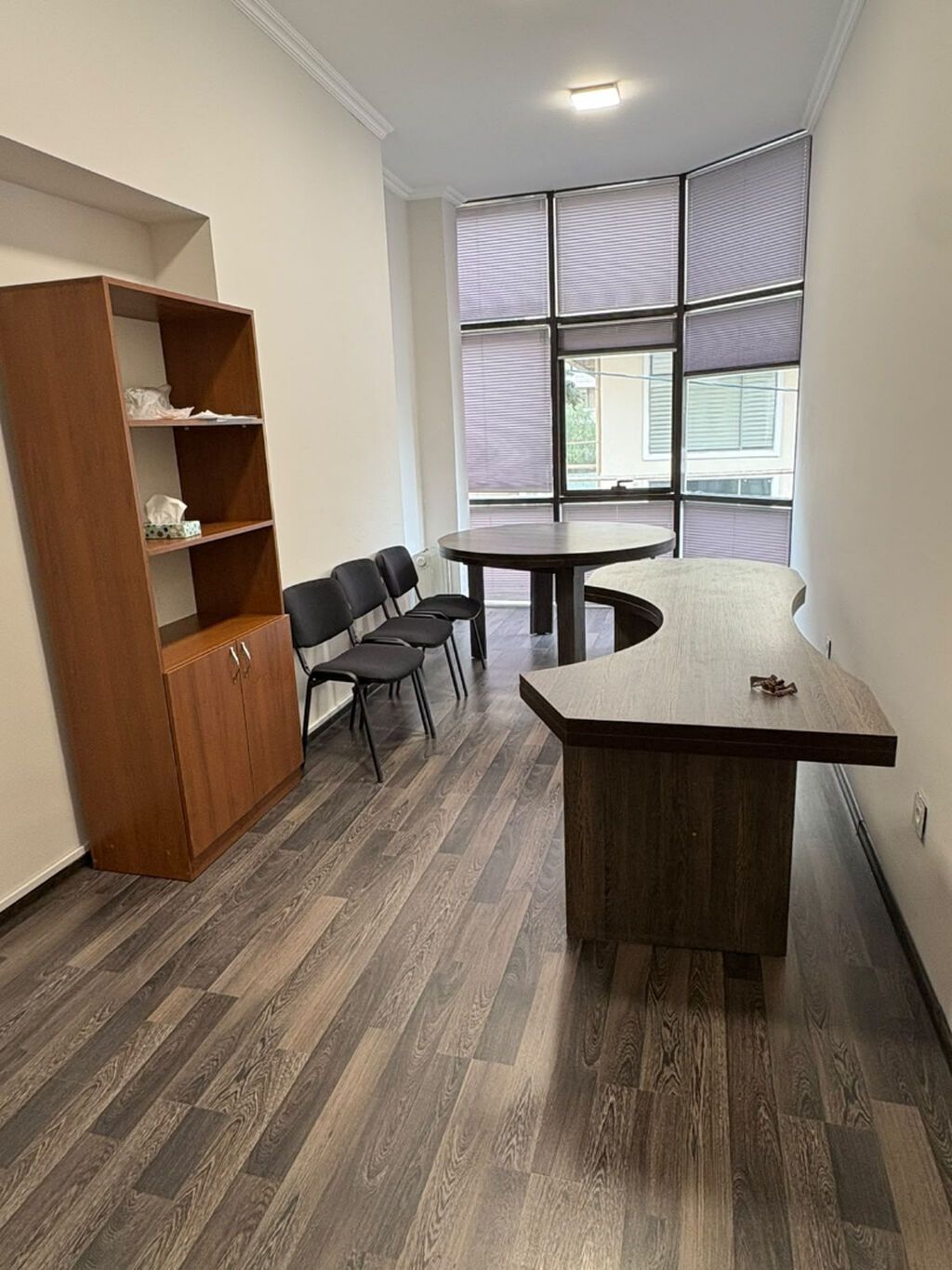 Nərimanovda, Təbriz Küçəsində "Estal" Binada 75 m² 3 Otaqlı Obyekt — Ofis, Bakı (2)