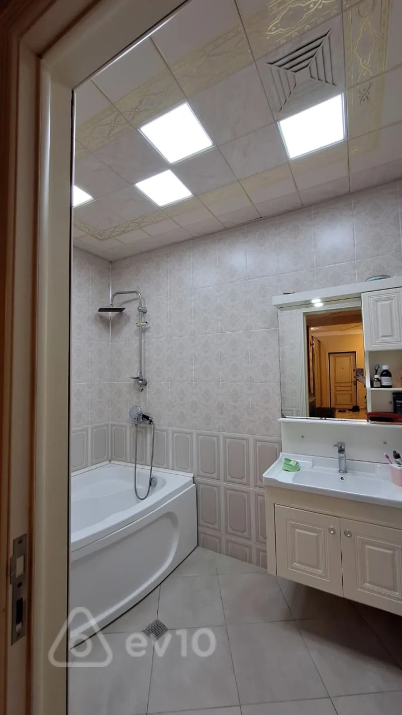 4 otaqlı mənzil, 110 m², m.abbasov — kirayə — Mənzil, Bakı (11)