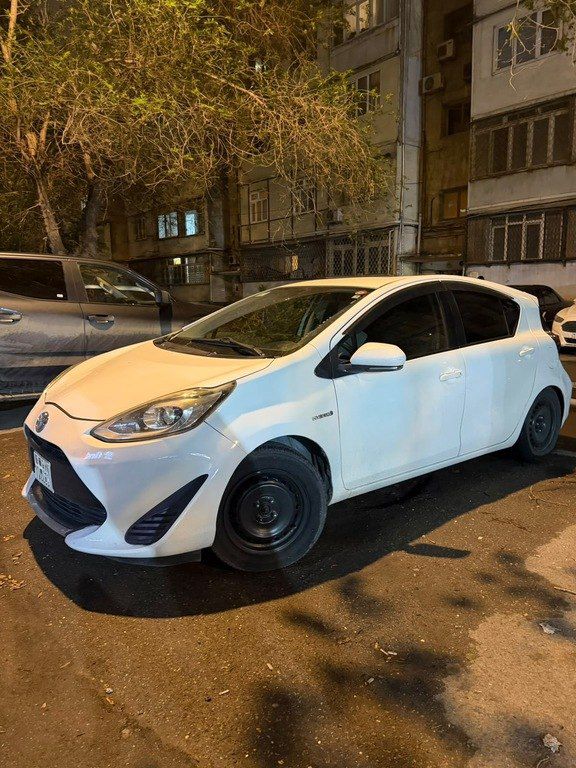 Toyota Yaris, 1.5 L, 0.9 kWh, 2020 il, 200 000 km — Avtomobillər, Bakı (3)
