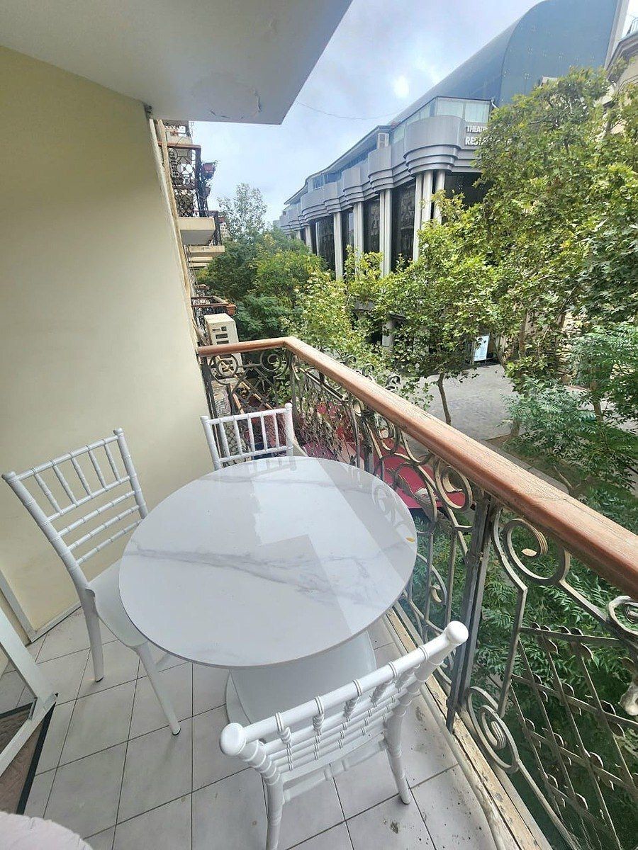 İcarəyə verilir 2 otaqlı köhnə tikili 75 m² — Mənzil, Bakı (2)