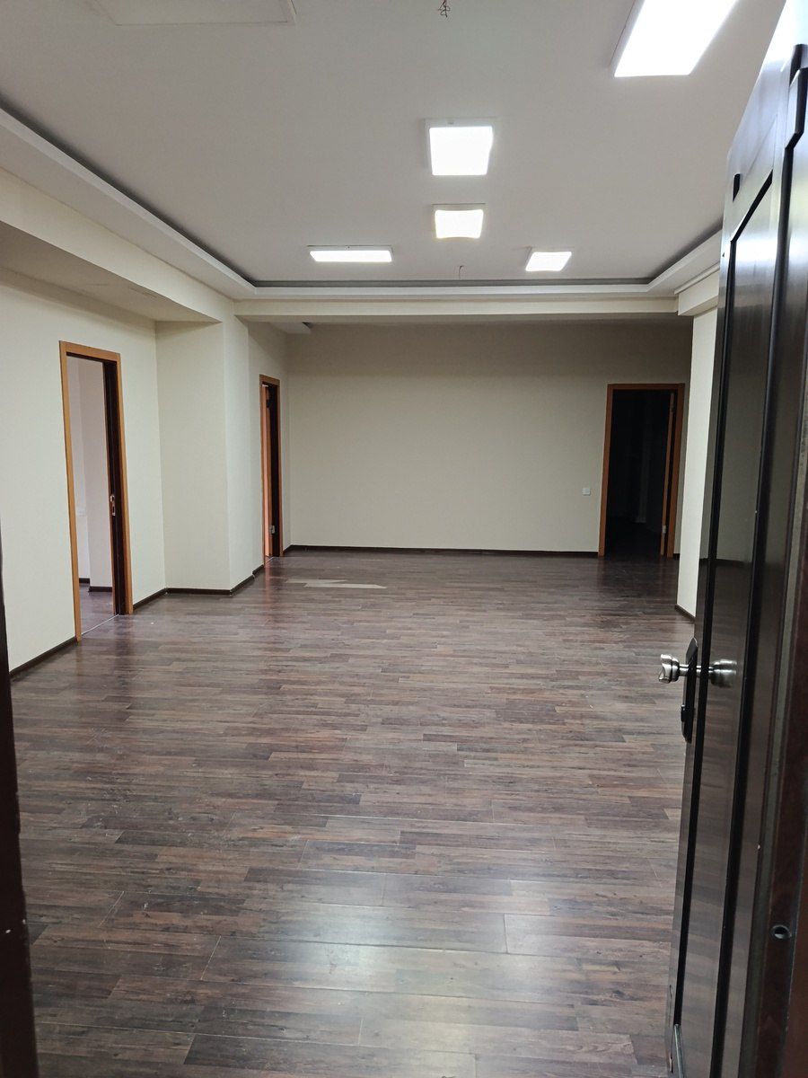 İcarəyə verilir 5 otaqlı ofis 236 m² — Ofis, Bakı (3)
