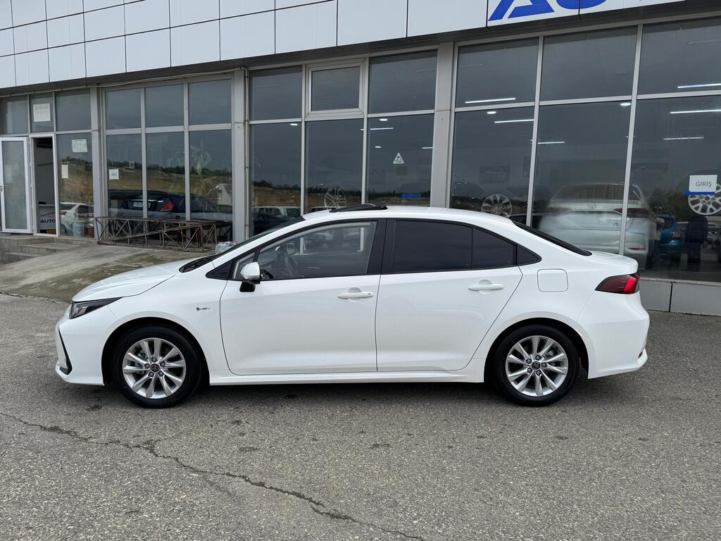 Toyota Corolla, 1.8 L, 0.85 kWh, 2025 il, 8 900 km — Avtomobillər, Bakı (4)