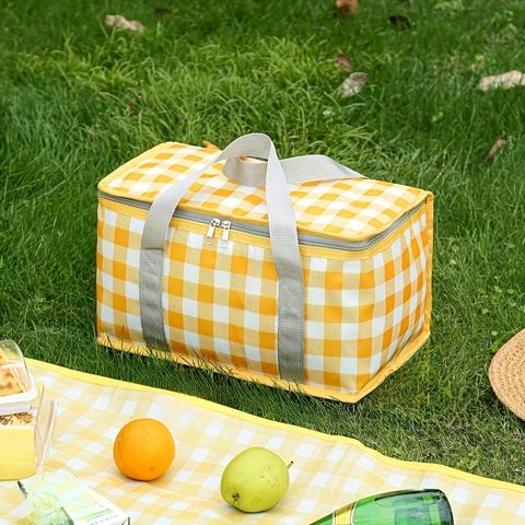 Termoçanta, oksford, rəngbərəng, 34x19x20 sm — 10.9 ₼ · Bakı · Mallar Termoçanta, oksford, rəngbərəng, 34x19x20 sm — Bakı