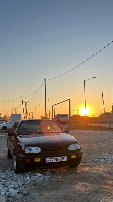Volkswagen Golf: 1.8 l 1997 il Hetçbek — 3 500 ₼ · Bakı · Avtomobillər Volkswagen Golf: 1.8 l 1997 il Hetçbek — Bakı