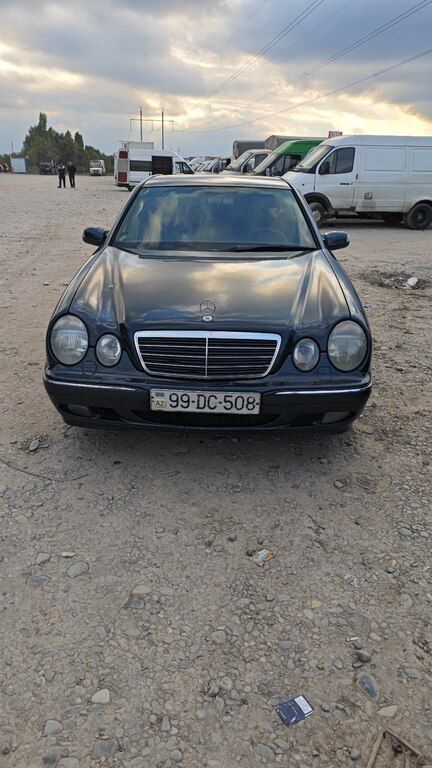 Mercedes E 220, 2.2 L, 2000 il, 394 425 km — 11 500 ₼ · Xaçmaz · Avtomobillər Mercedes E 220, 2.2 L, 2000 il, 394 425 km — Xaçmaz