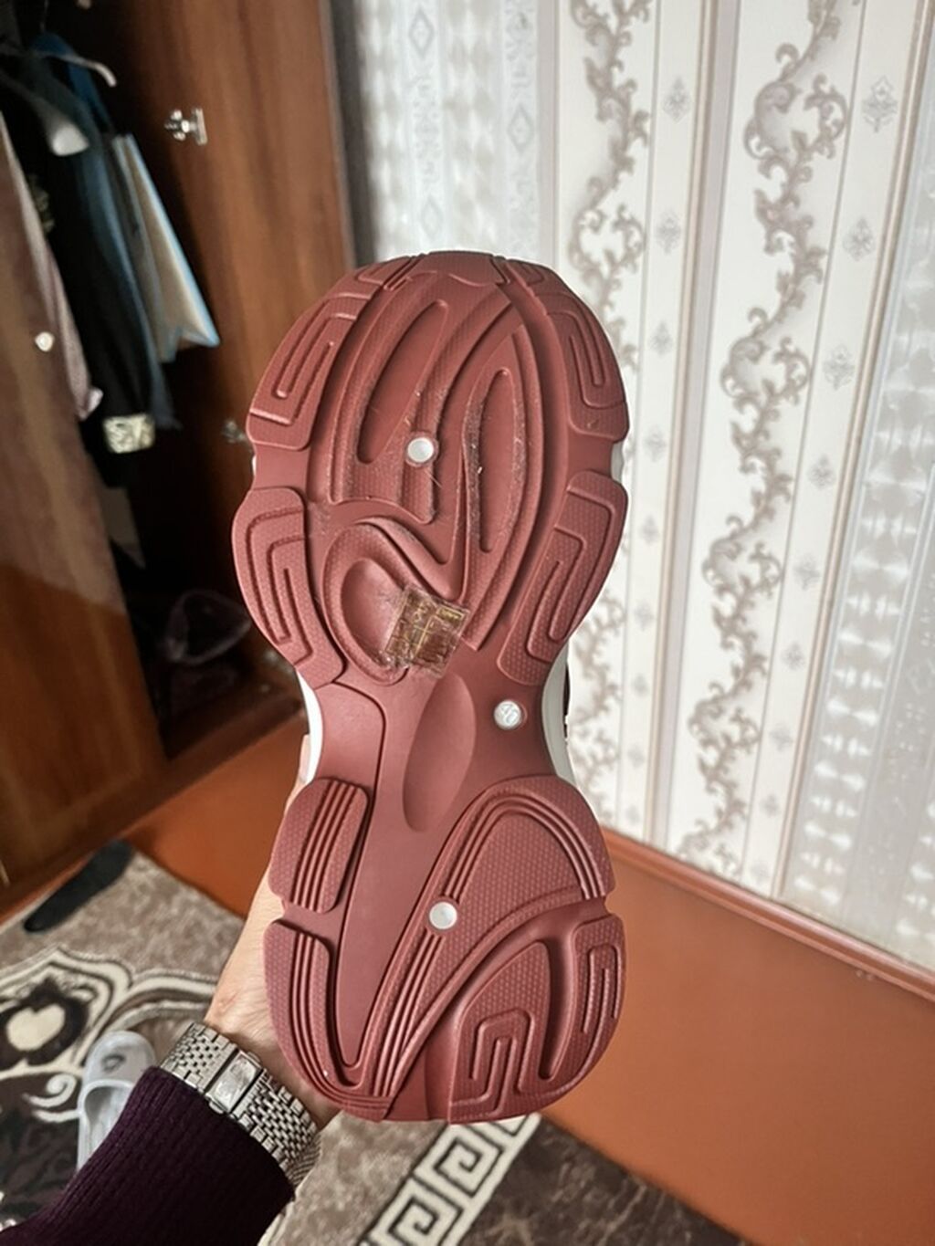 Krossovka – Guolcx brendi, chunky/dad style dizayn. - Rəng: ağ, boz — Krossovkalar, Bakı (4)