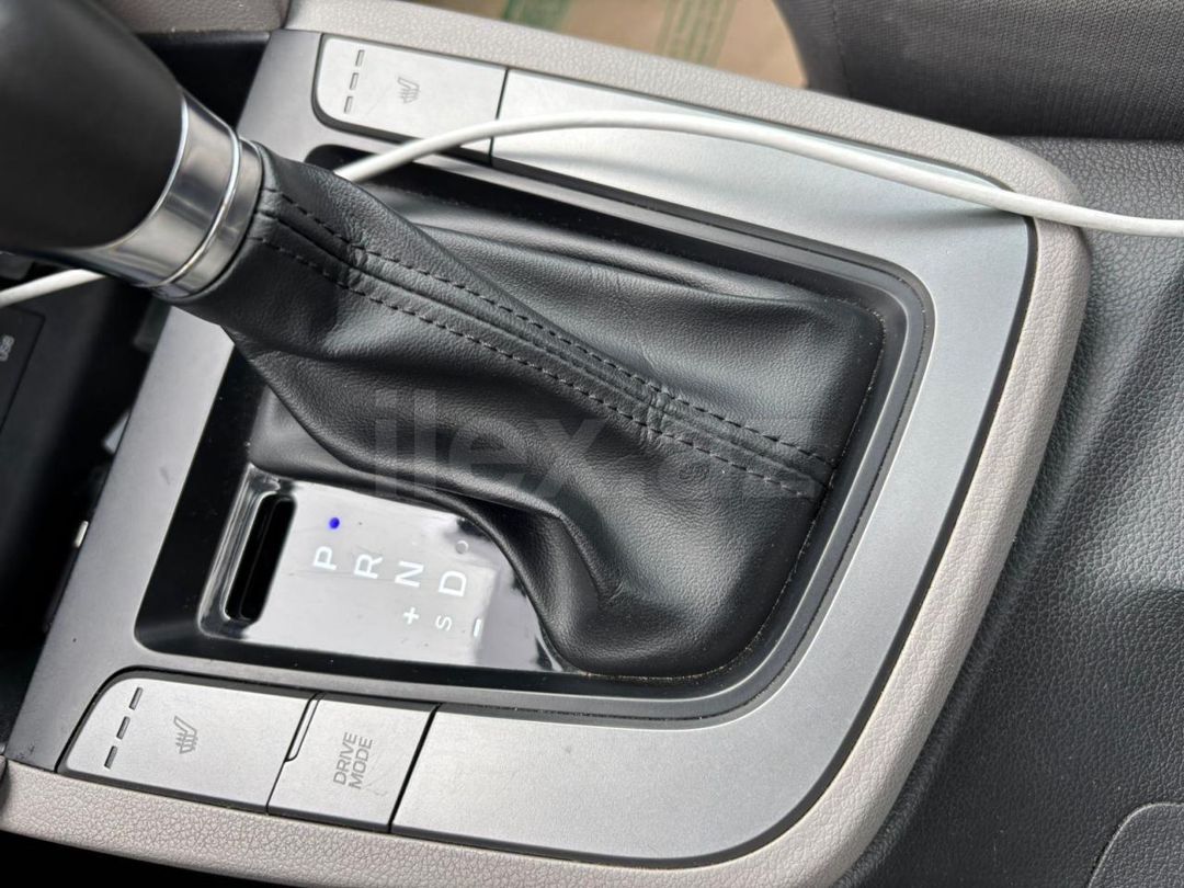 2019 Hyundai Elantra, 2.0 L, 2019, 114,000 km 77-CQ-047 — Avtomobillər, Bakı (3)