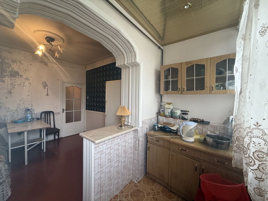 Satılır 4 otaqlı köhnə tikili 10999 m² — Mənzil, Bakı (7)