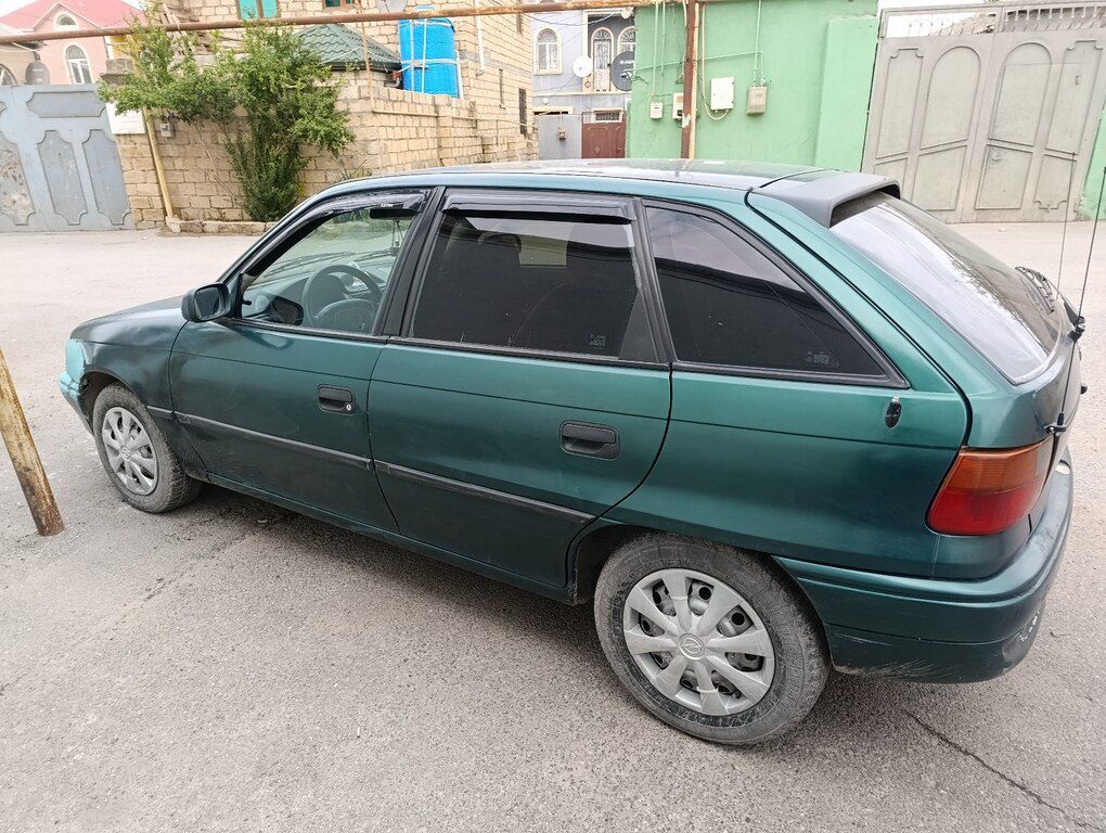 Opel Astra, 1.6 L, 1996 il, 250 000 km 77-DB-975 — Avtomobillər, Xırdalan (6)