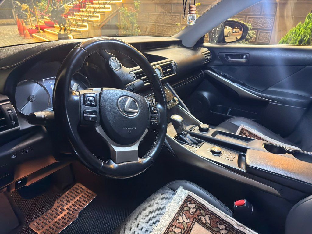 Lexus IS 300, 2.0 L, 2017 il, 115 180 km — Avtomobillər, Bakı (5)