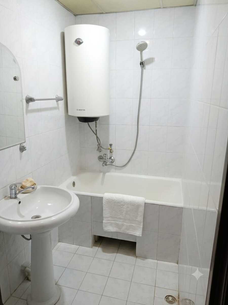 Satılır 3 otaqlı köhnə tikili 89 m² — Mənzil, Bakı (10)