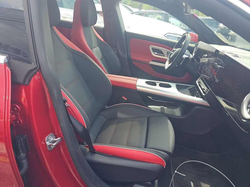 Mercedes EQ CLA 250, 85 kWh, 2026 il, 3 890 km — Avtomobillər (11)