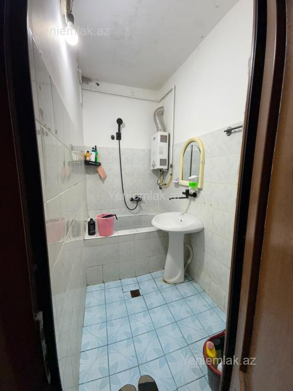 Satılır 2 otaqlı Bina evi menzil (Köhnə tikili), 70 m², Nərimanov rayonu — Mənzil, Bakı (9)