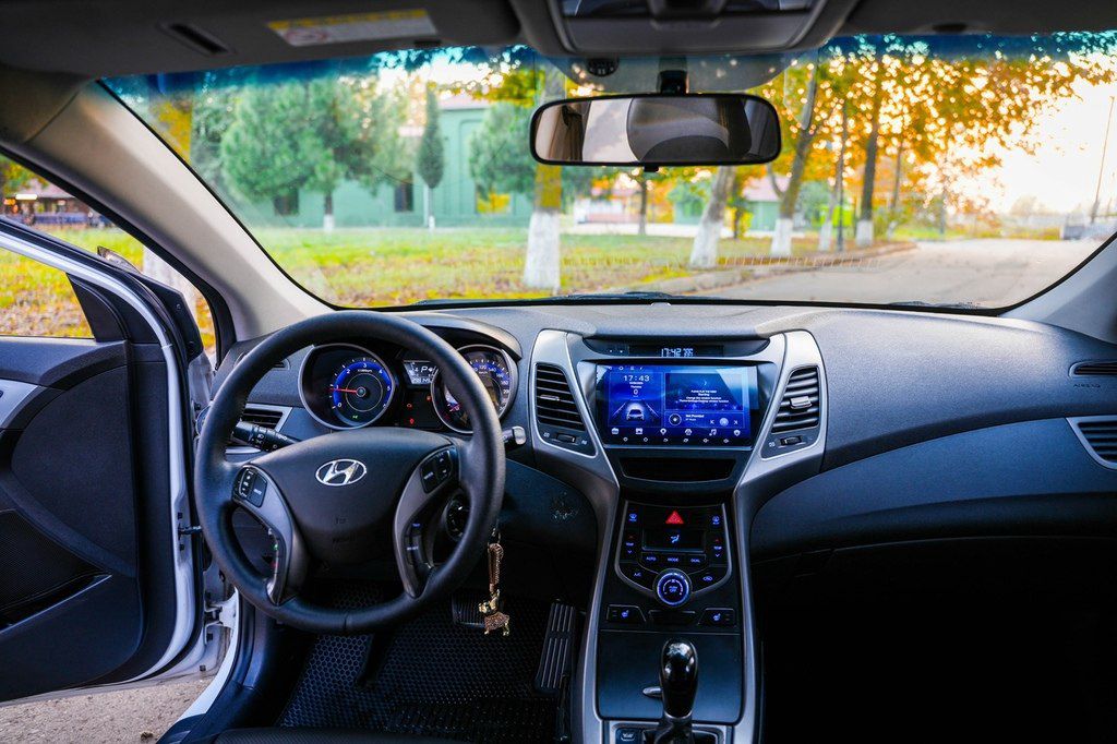Hyundai Avante, 1.6 L, 2015 il, 212 000 km — Avtomobillər, Masallı (10)