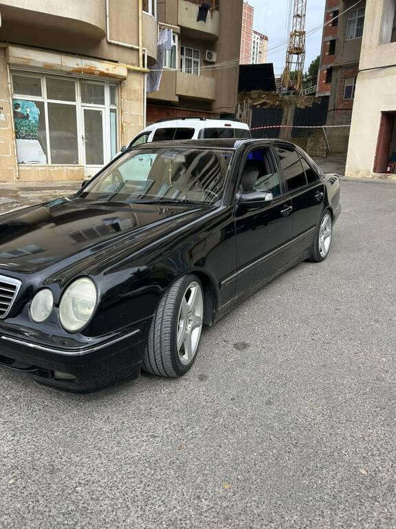 Mercedes E 240, 2.4 L, 2001 il, 450 000 km 77-VO-216 — Avtomobillər, Bakı (4)