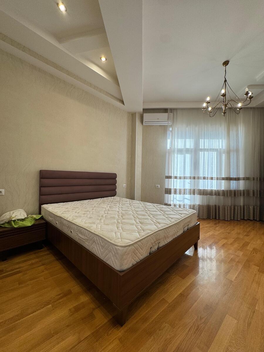 İcarəyə verilir 3 otaqlı yeni tikili 140 m² — Mənzil, Bakı (8)