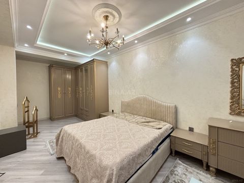 İcarəyə verilir 4 otaqlı yeni tikili 200 m² — 2 000 ₼ · Bakı · Mənzil İcarəyə verilir 4 otaqlı yeni tikili 200 m² — Bakı