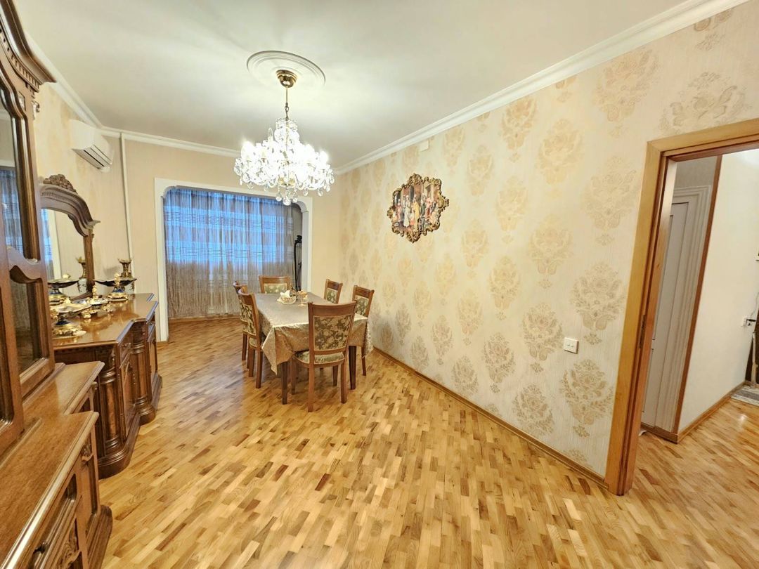 Satılır 4 otaqlı köhnə tikili 120 m² — Mənzil, Bakı (5)