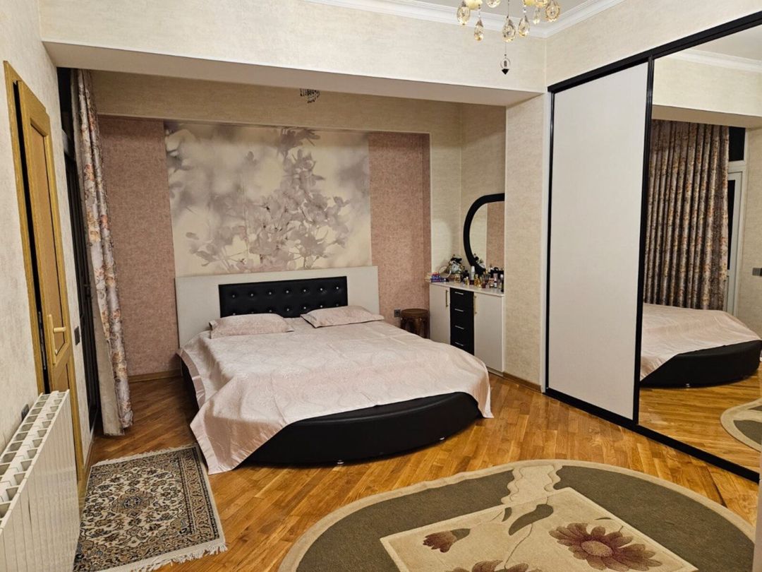 Satılır 7 otaqlı yeni tikili 400 m² — Mənzil, Bakı (8)