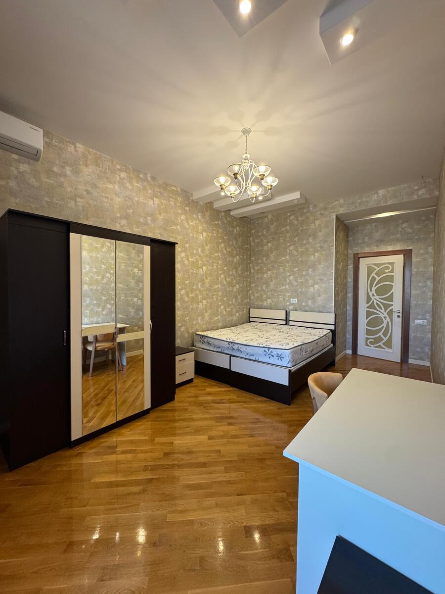 İcarəyə verilir 3 otaqlı yeni tikili 140 m² — Mənzil, Bakı (11)