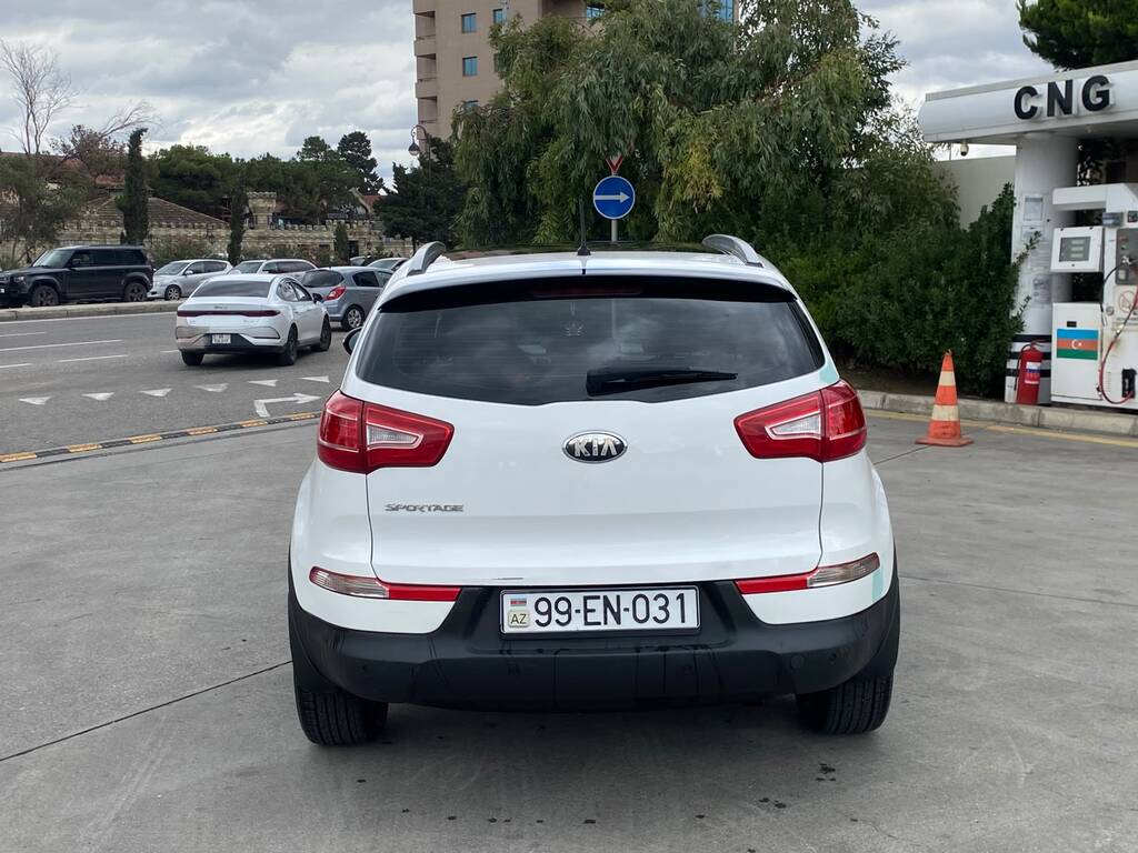 Kia Sportage, 2.0 L, 2013 il, 180 000 km 99-EN-031 — Avtomobillər, Bakı (2)