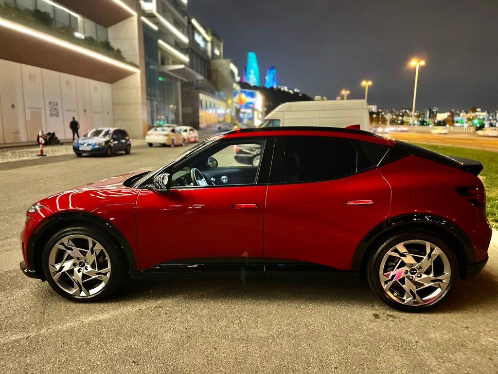 Genesis GV60, 77.4 kWh, 2023 il, 926 km — Avtomobillər, Bakı (5)