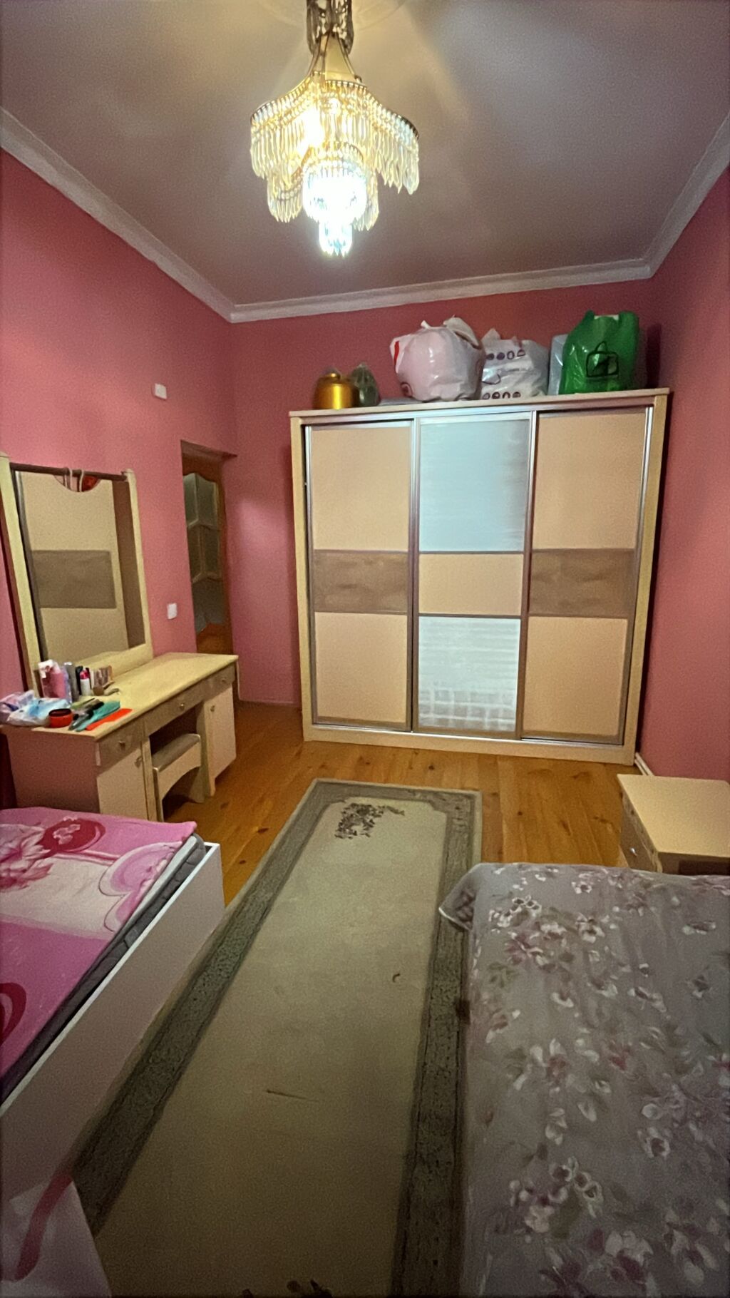Kirayə otaq verilir 1 boş yer qalıb, komunal hamsi bu içində — Mebel, Masazır (2)