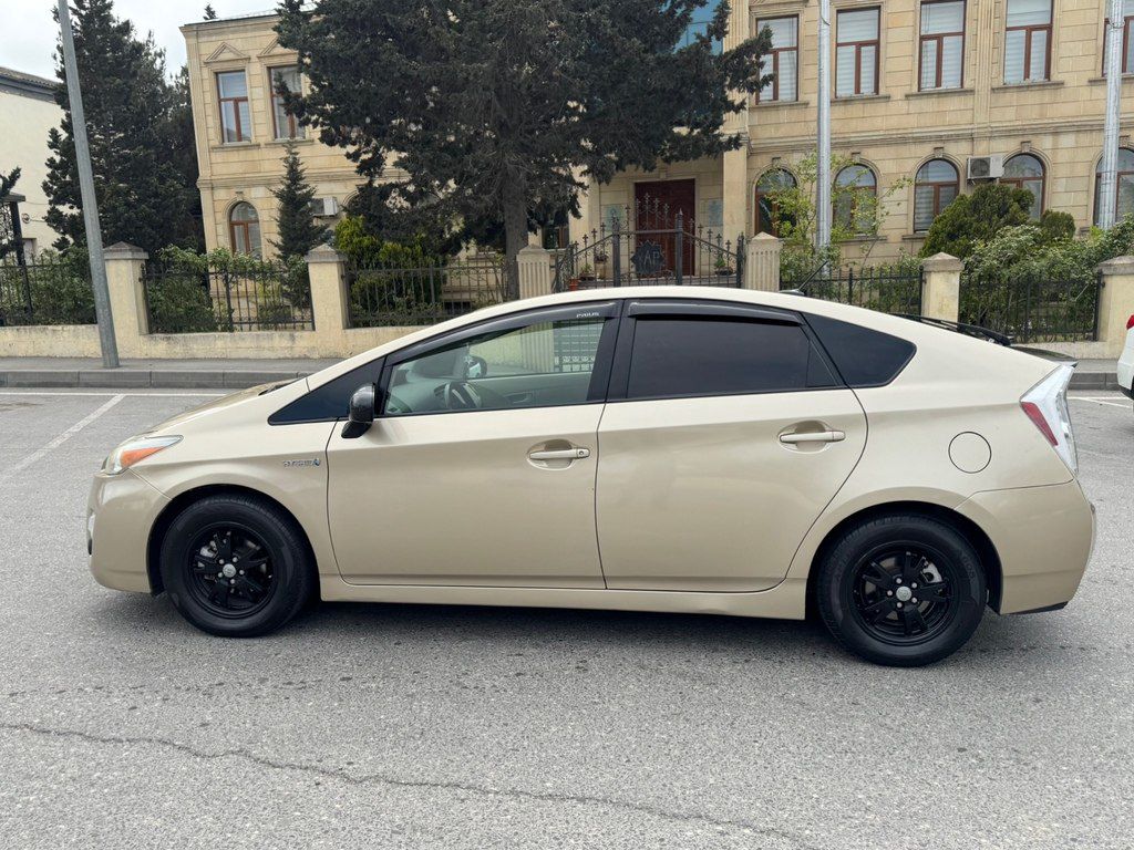 Toyota Prius, 1.8 L, 1.3 kWh, 2009 il, 446 000 km — Avtomobillər, Bakı (3)