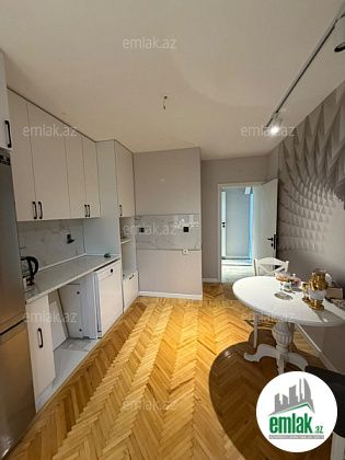 Satılır 3 otaqlı 90 m² köhnə tikili Elmlər Akademiyası m — Mənzil (8)