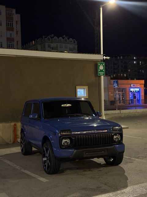 Lada (VAZ) Niva, 1.7 L, 2016 il, 178 450 km — 11 200 ₼ · Bakı · Avtomobillər Lada (VAZ) Niva, 1.7 L, 2016 il, 178 450 km — Bakı