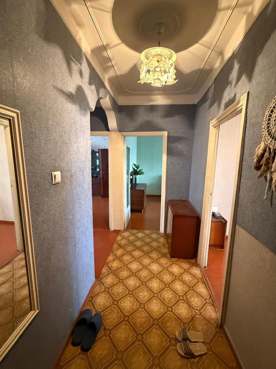 Satılır 4 otaqlı köhnə tikili 100 m² — Mənzil, Bakı (8)