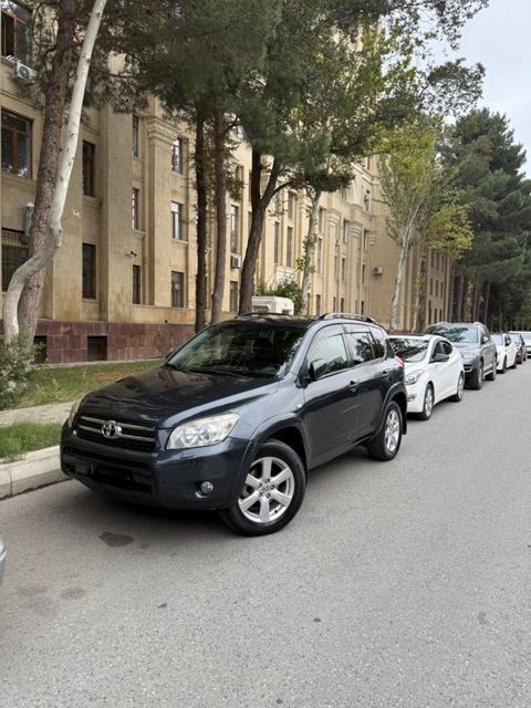 Toyota RAV4, 2.4 L, 2008 il, 248 000 km — 17 500 ₼ · Bakı · Avtomobillər Toyota RAV4, 2.4 L, 2008 il, 248 000 km — Bakı