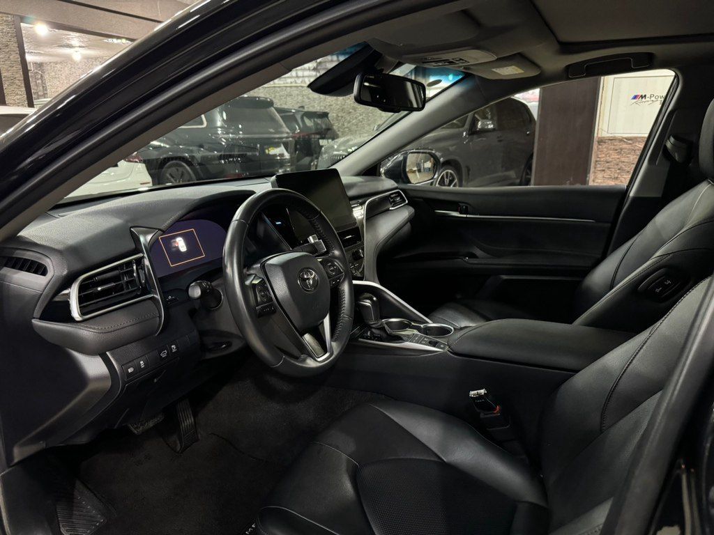 Toyota Camry, 2.5 L, 1.6 kWh, 2023 il, 60 000 km — Avtomobillər, Bakı (7)