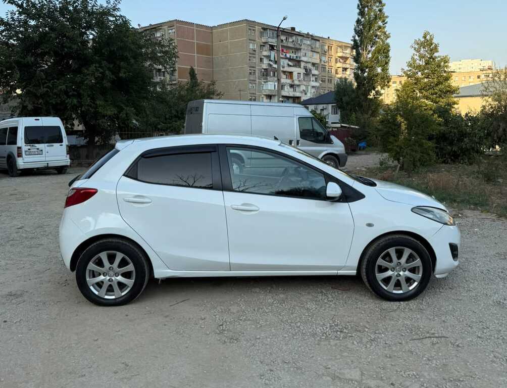 Mazda 2, 1.5 L, 2010 il, 165 000 km 90-ZA-861 — Avtomobillər, Bakı (2)