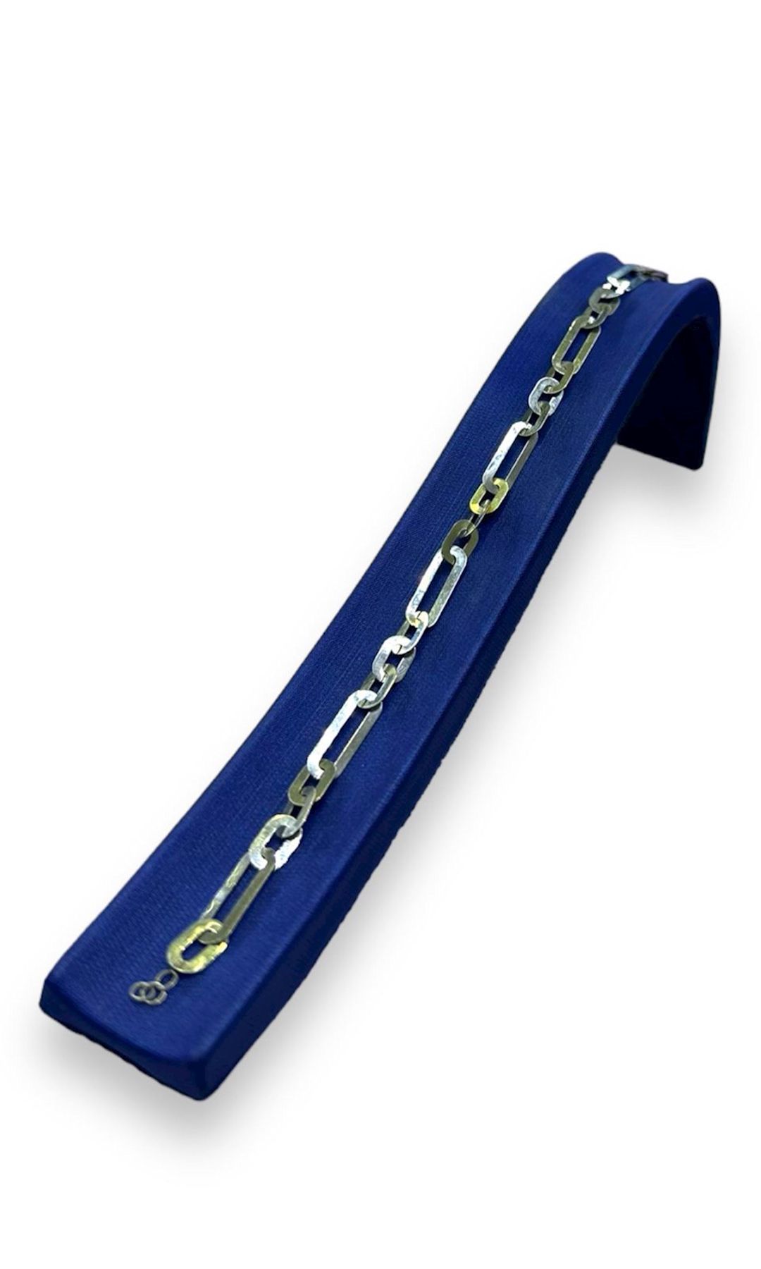 Qızıl qolbaq 5401-707 — Mallar, Bakı