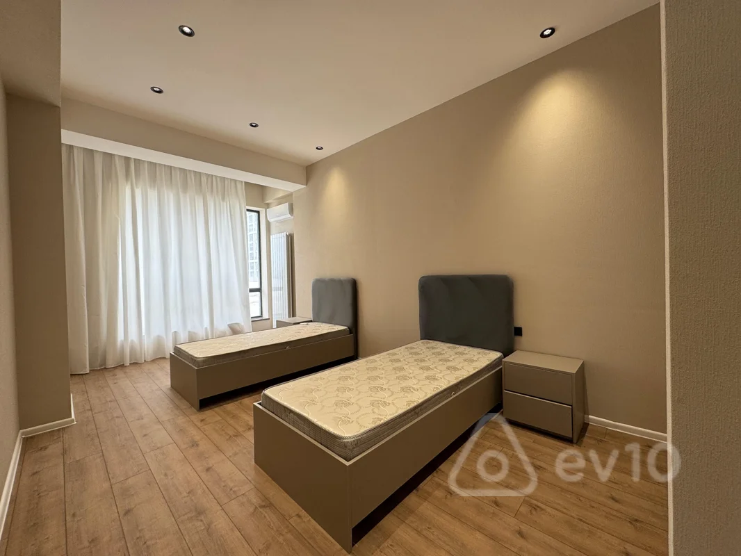 4 otaqlı mənzil, 178 m², 5 saylı Asan xidmətin yanı — Mənzil, Bakı (2)