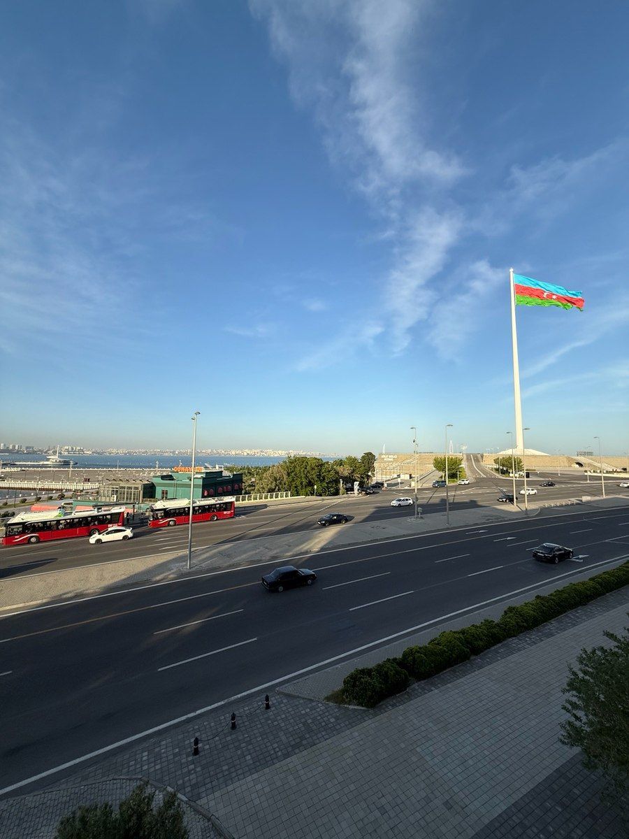 2-otaqlı mənzil kirayə verilir, Bayıl qəs., 50 m² — Mənzil, Bakı