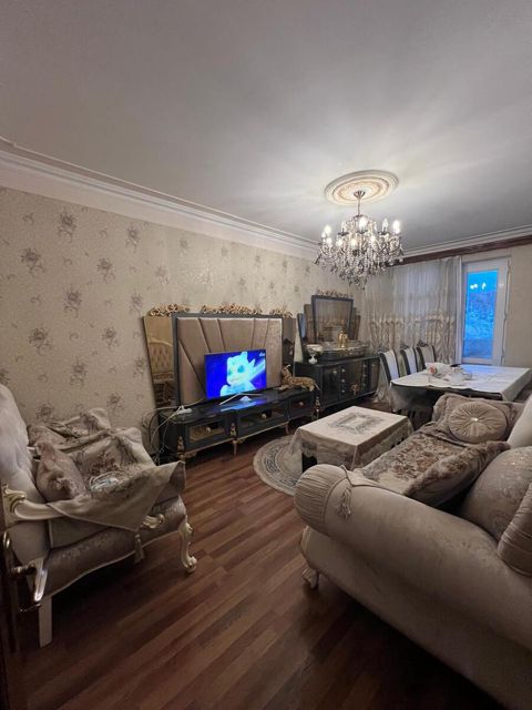 Satılır 3 otaqlı köhnə tikili 80 m² — Bakı