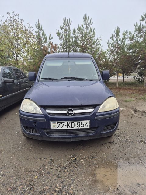 Opel Combo, 1.3 L, 2007 il, 370 000 km — 5 000 ₼ · Sabirabad · Avtomobillər Opel Combo, 1.3 L, 2007 il, 370 000 km — Sabirabad