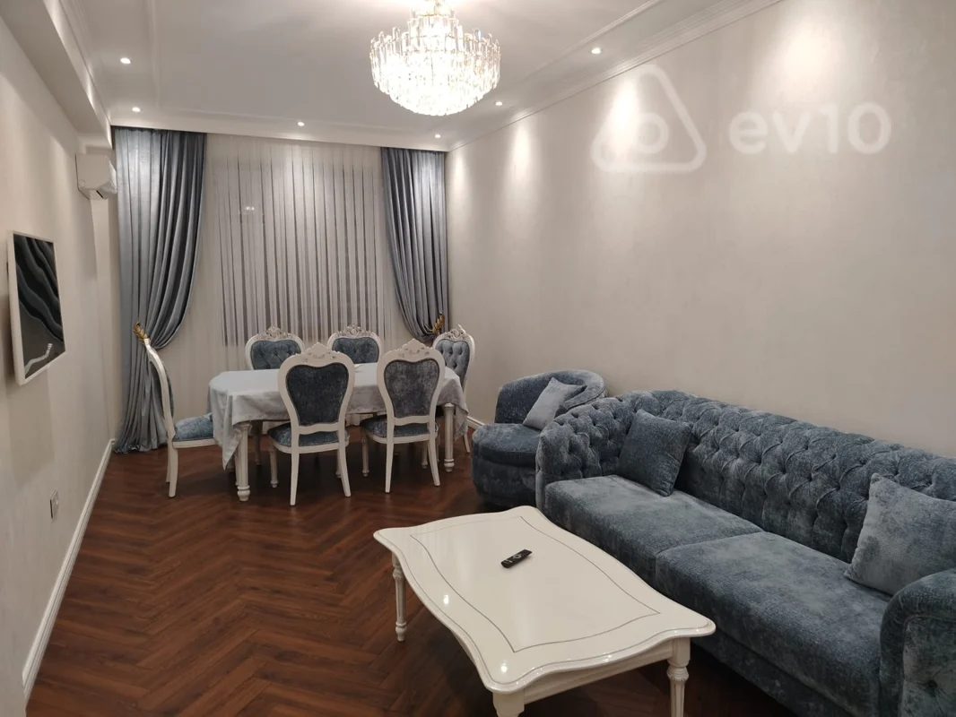 2 otaqlı mənzil, 95.7 m², Təbriz küçəsi — Bakı