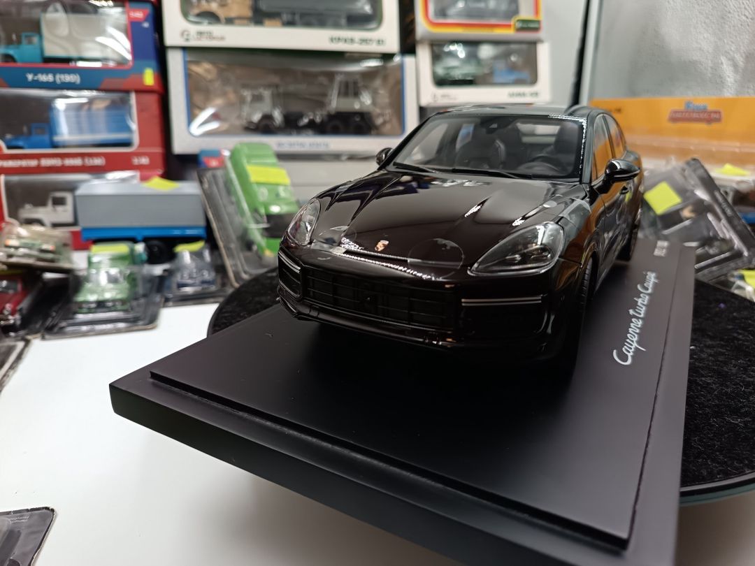 Porsche Cayenne Turbo 1/18 modeli — Kolleksiyalar, Bakı (8)