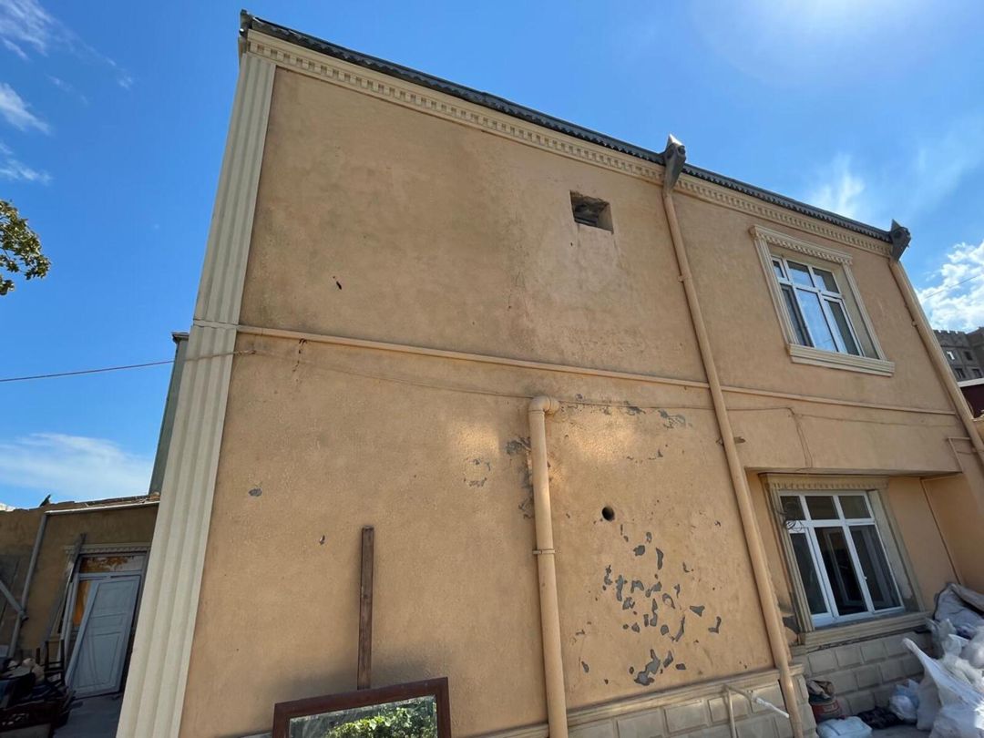 Satılır 5 otaqlı həyət evi/bağ evi 200 m² — Ev, villa, Bakı (10)