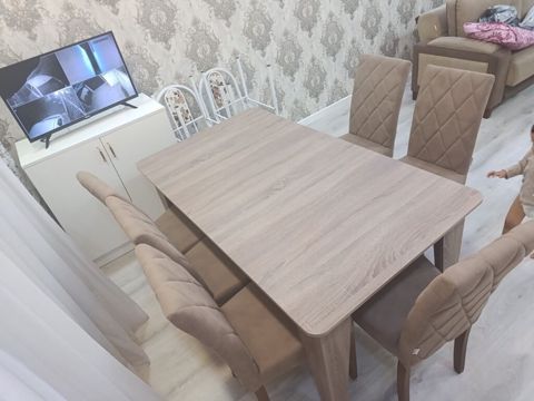 Masa dəsti – 300 AZN - Açılan yemək masası: taxta teksturalı səth — Bakı