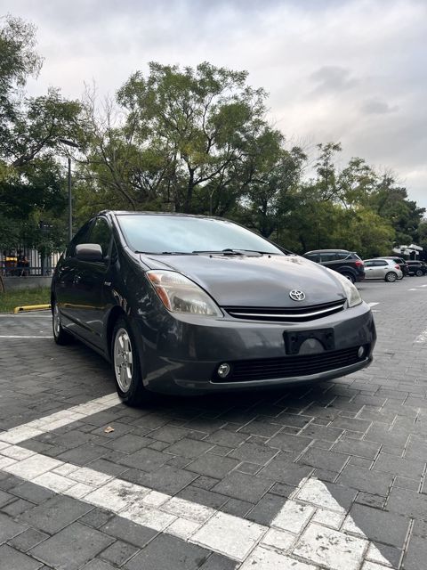 Toyota Prius, 1.5 L, 1.3 kWh, 2008 il, 348 000 km — 12 300 ₼ · Bakı · Avtomobillər Toyota Prius, 1.5 L, 1.3 kWh, 2008 il, 348 000 km — Bakı