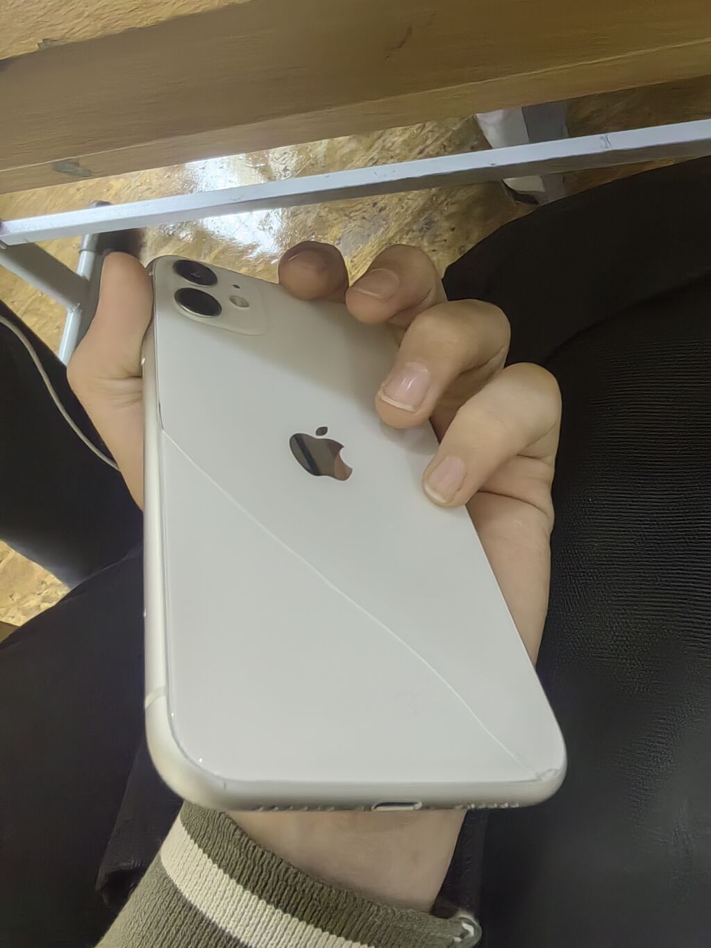 IPhone 11, Ağ, Qırıq — Apple iPhone, Bakı (3)