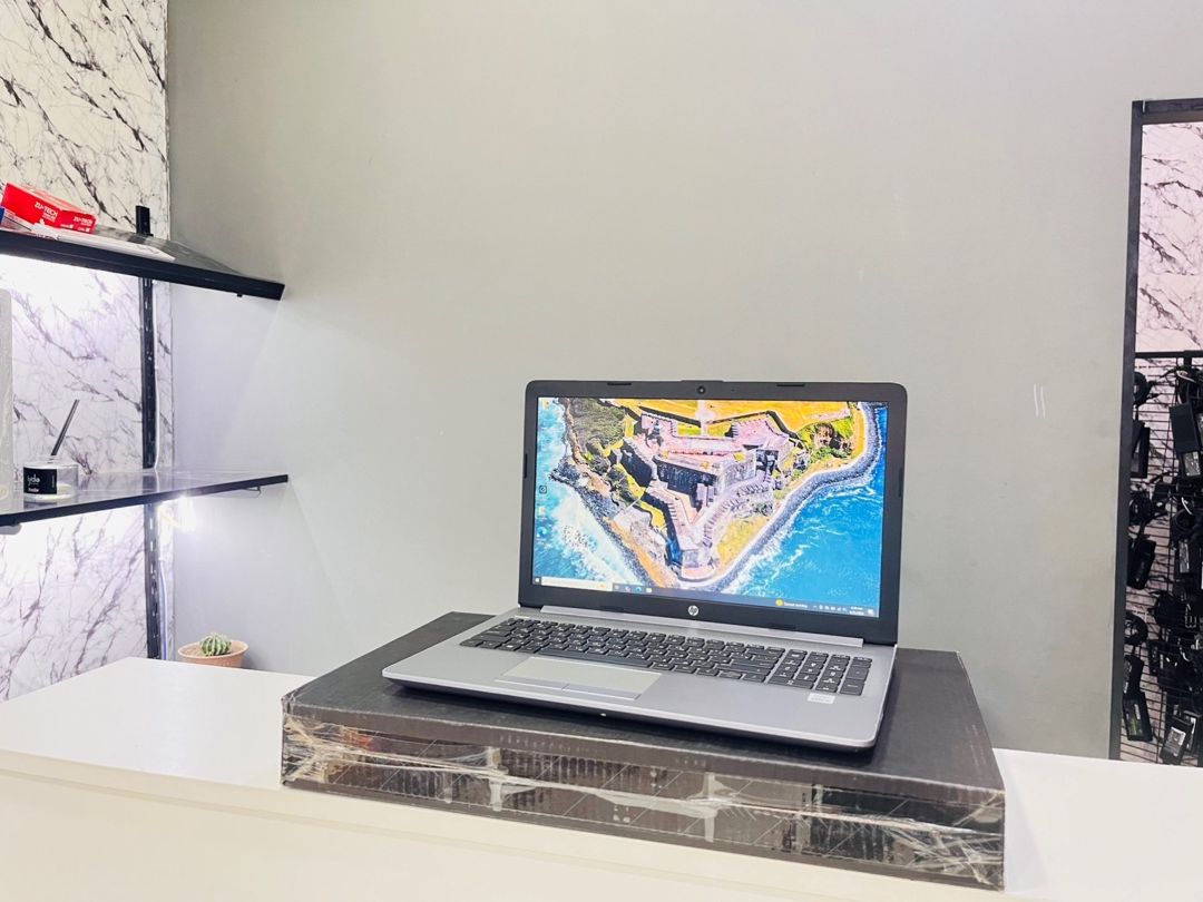 Noutbuk Hp 250 G7 — Noutbuklar, Bakı (3)