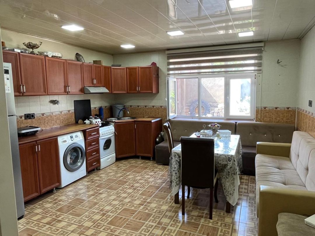Satılır 5 otaqlı həyət evi/bağ evi 200 m² — Ev, villa, Bakı (9)